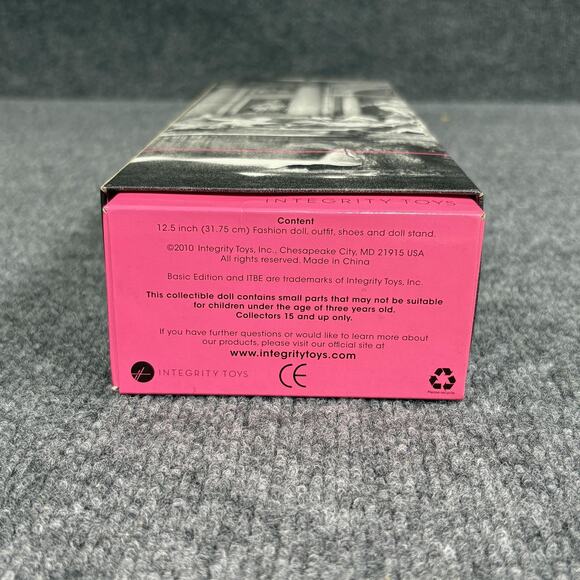 Integrity Toys Basic‎ Edition Luscious Fashion Doll 12.5" NRFB 2010 Black Hair - Picture 9 of 11